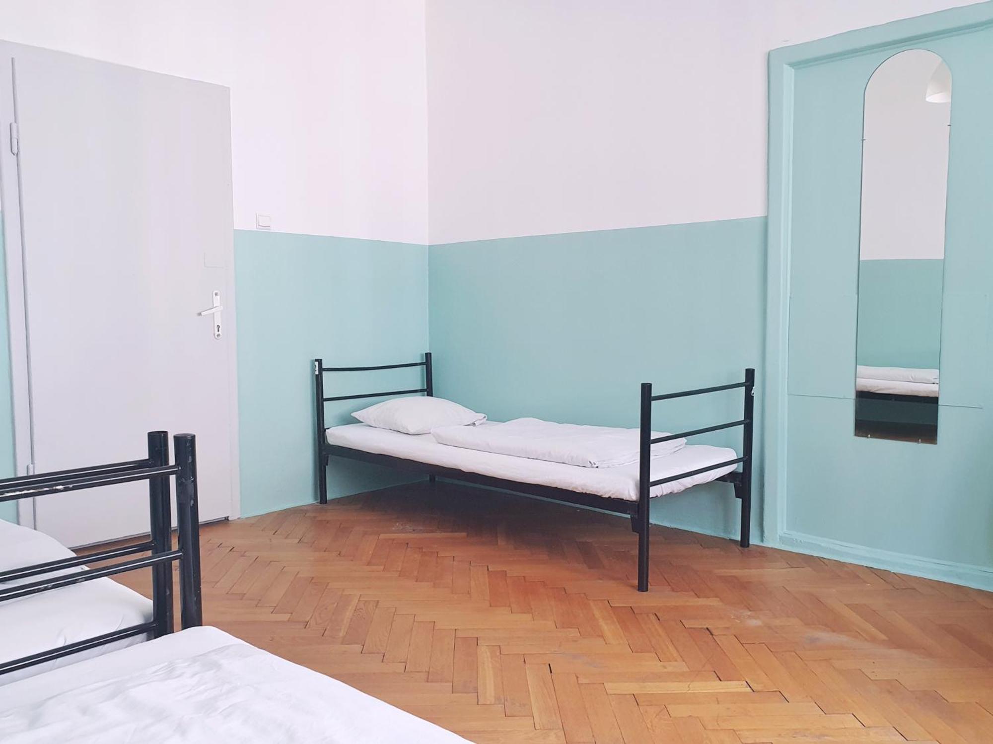 Albergue Viki Kazimierz Cracovia Exterior foto